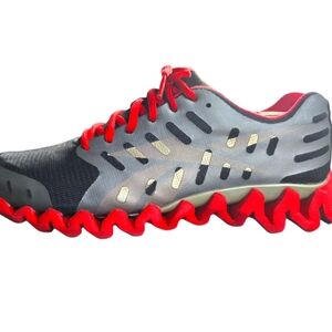 Reebok Men's Size 7 Black and Red Athletic Shoes